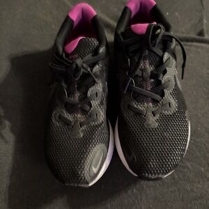 Nike Womens Renew Run CK6360-004‎ Black Running Shoes Sneakers Size 8.5